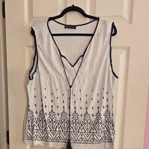 Annabelle White Sleeveless V-Neck Tank with Navy Embroidery